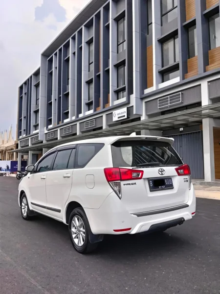 Toyota Inova V AT 2.0 thn 2016 2016 Putih — Kerinci Motor