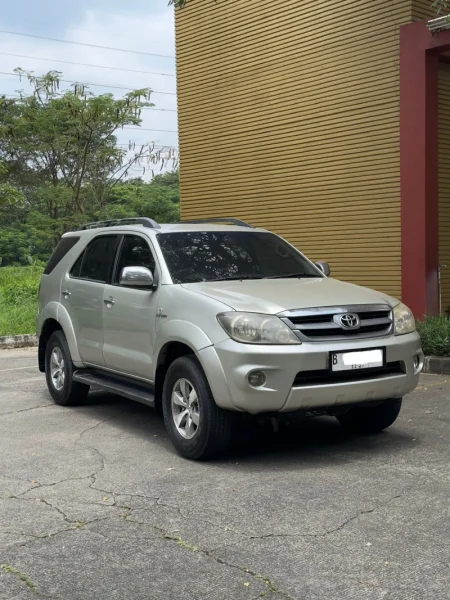Fortuner G Lux 2.7 Matic Bensin 2005 2005 Putih — Kerinci Motor