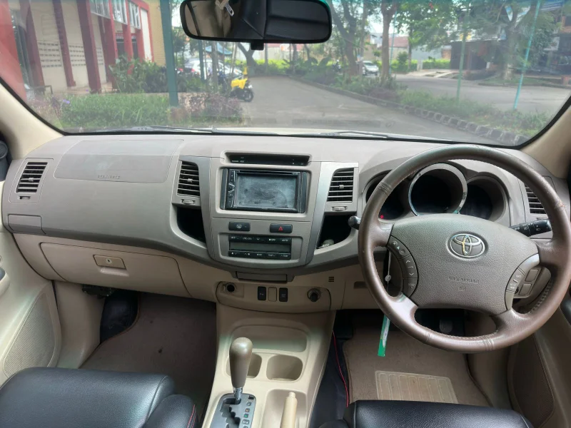 Fortuner G Lux 2.7 Matic Bensin 2005 2005 Putih — Kerinci Motor